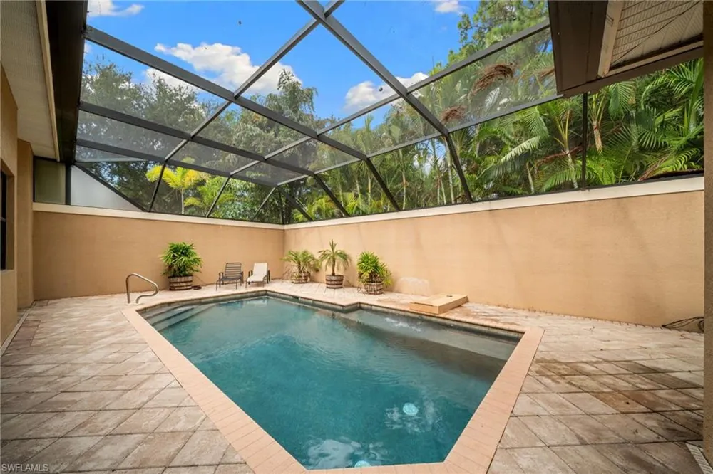 1221 Briarwood Court Naples, FL 34104