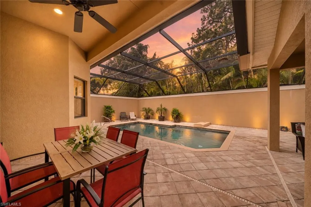 1221 Briarwood Court Naples, FL 34104