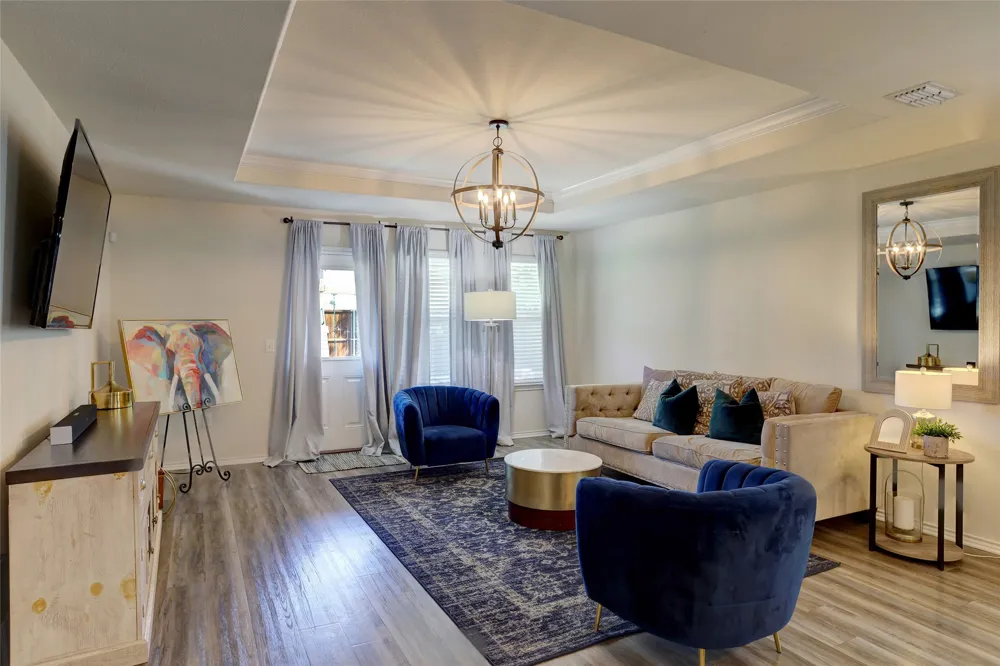 1601 Waggoner Drive Aubrey, TX 76227