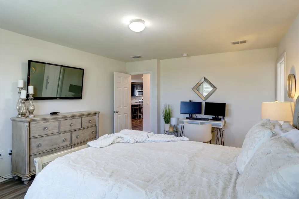 1601 Waggoner Drive Aubrey, TX 76227