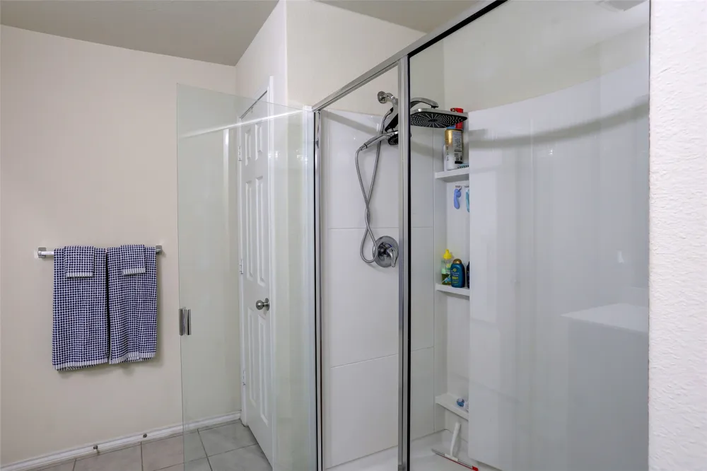 1601 Waggoner Drive Aubrey, TX 76227