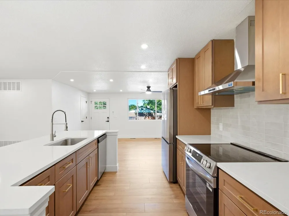 5663 Jellison Street Arvada, CO 80002