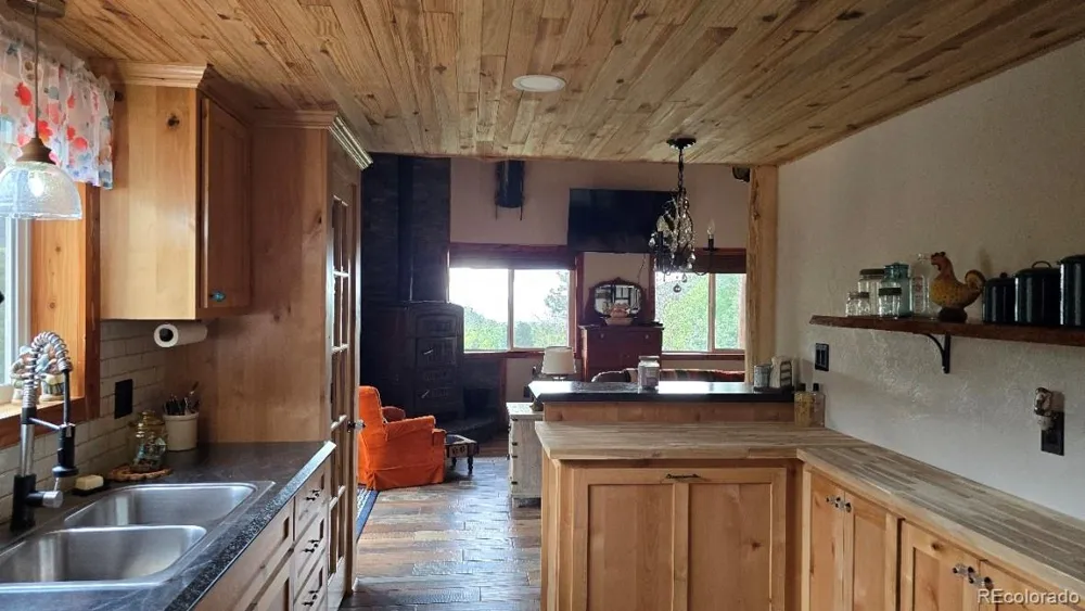 5520 Bateman Road Fort Garland, CO 81133