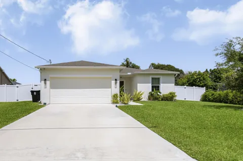 177 SW PISCES TERRACE