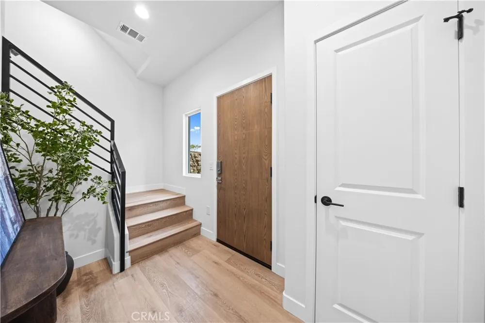 7692 9th Street #102 Buena Park, CA 90621