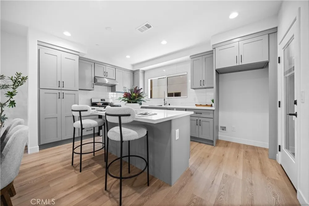 7692 9th Street #102 Buena Park, CA 90621