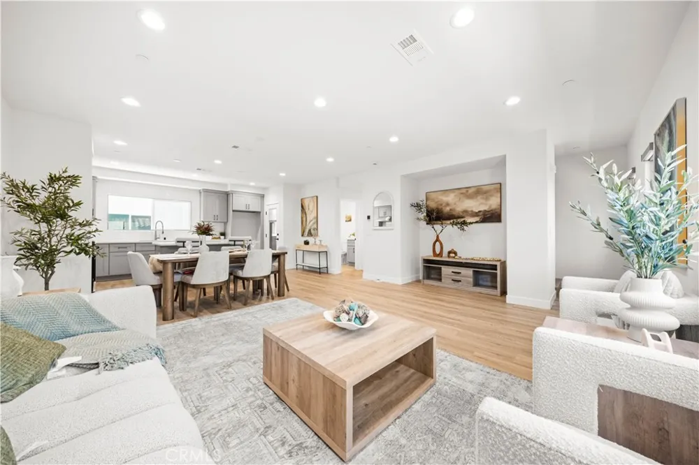 7692 9th Street #102 Buena Park, CA 90621