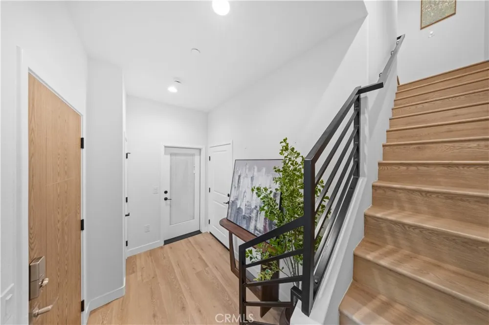 7692 9th Street #102 Buena Park, CA 90621