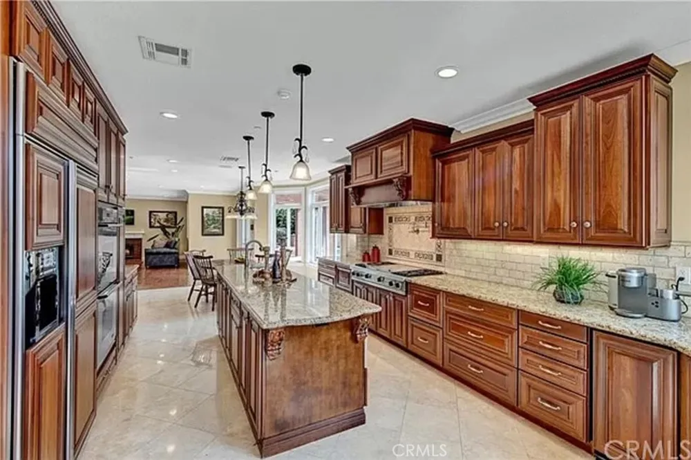 18482 Southern Hills Way Yorba Linda, CA 92886