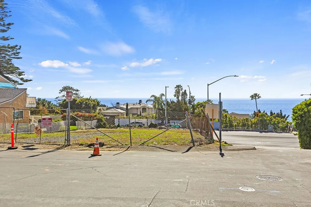 31502 Coast Laguna Beach, CA 92651