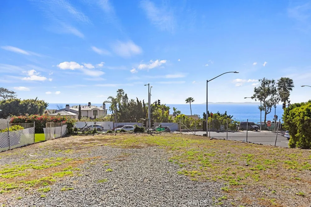 31502 Coast Laguna Beach, CA 92651