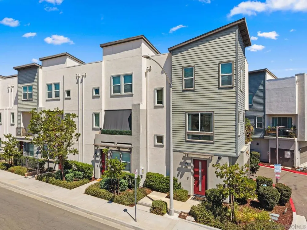 2516 S Escondido Blvd #112 Escondido, CA 92025