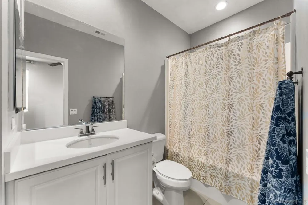 2516 S Escondido Blvd #112 Escondido, CA 92025
