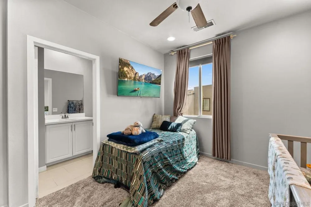 2516 S Escondido Blvd #112 Escondido, CA 92025