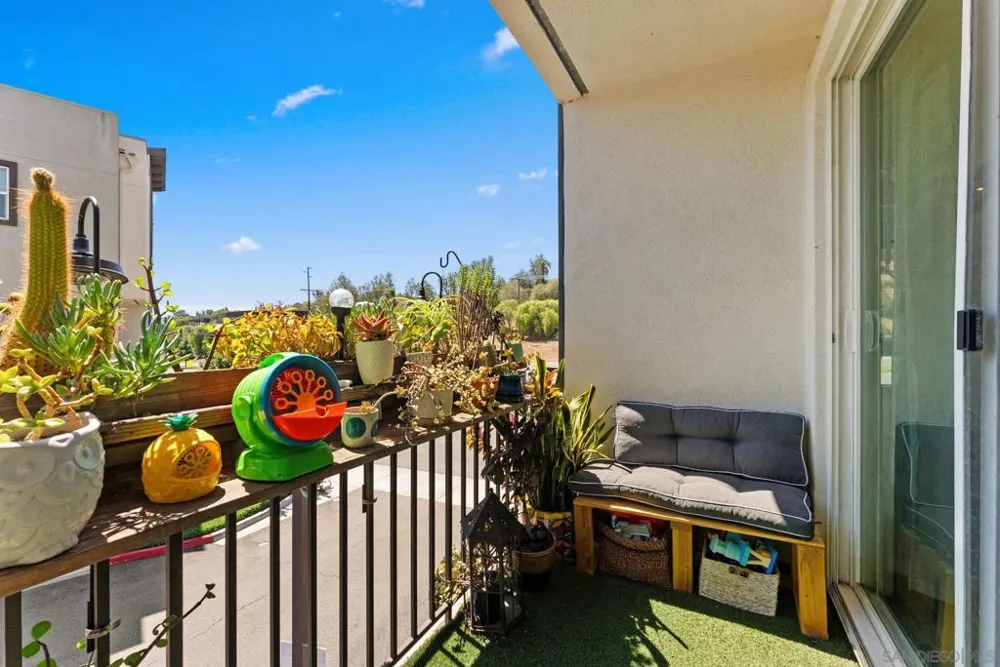 2516 S Escondido Blvd #112 Escondido, CA 92025