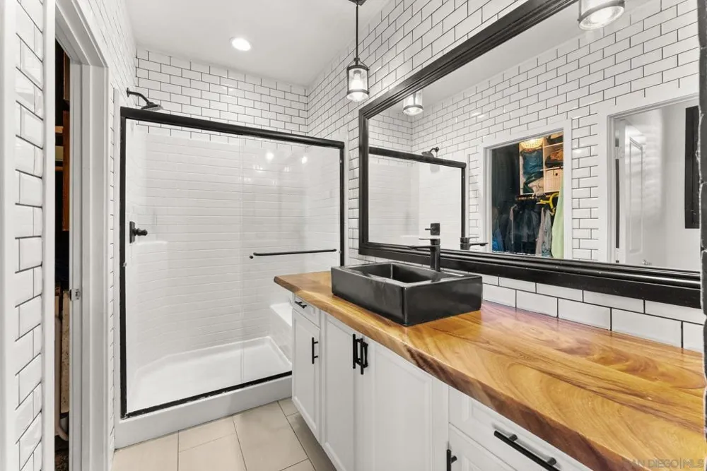 2516 S Escondido Blvd #112 Escondido, CA 92025