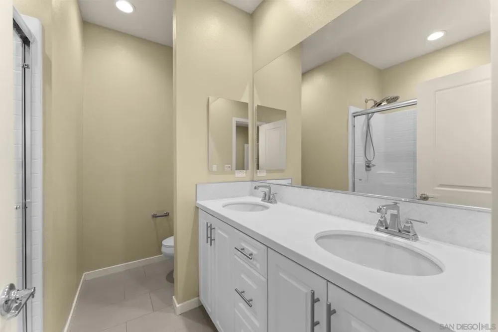 2564 S Escondido Blvd #512 Escondido, CA 92025