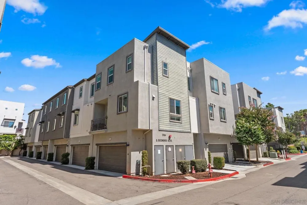 2564 S Escondido Blvd #512 Escondido, CA 92025