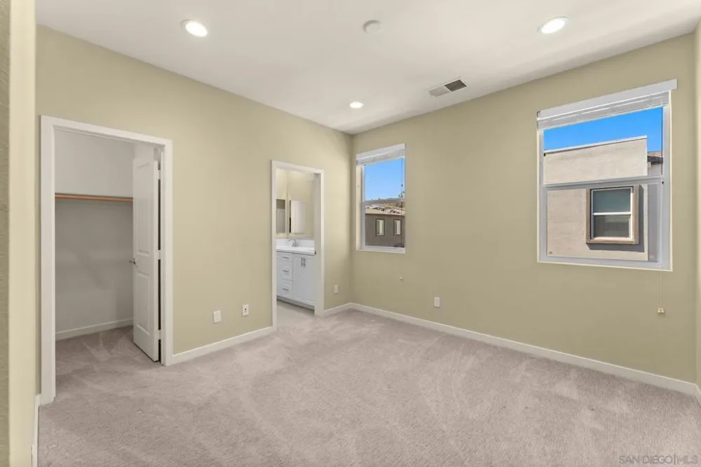 2564 S Escondido Blvd #512 Escondido, CA 92025