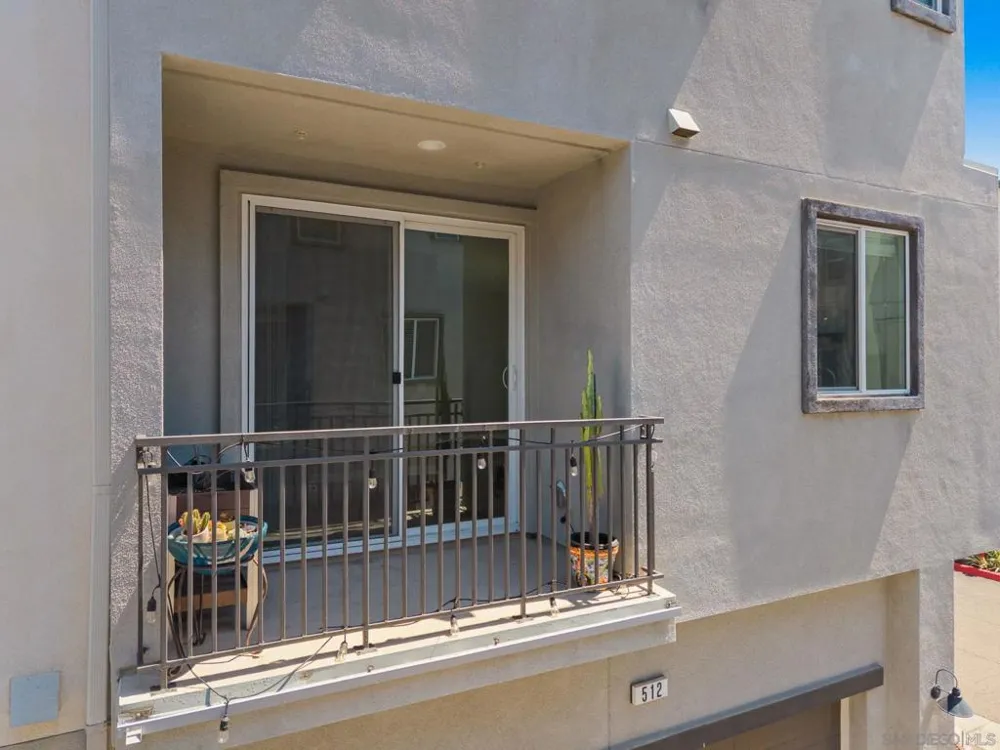 2564 S Escondido Blvd #512 Escondido, CA 92025