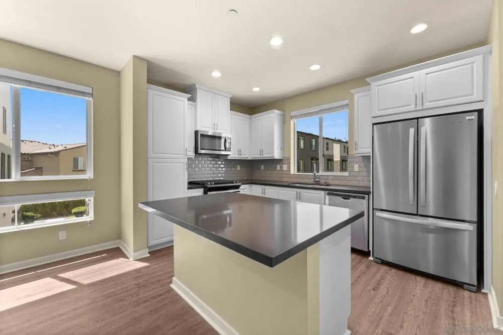 2564 S Escondido Blvd #512 Escondido, CA 92025
