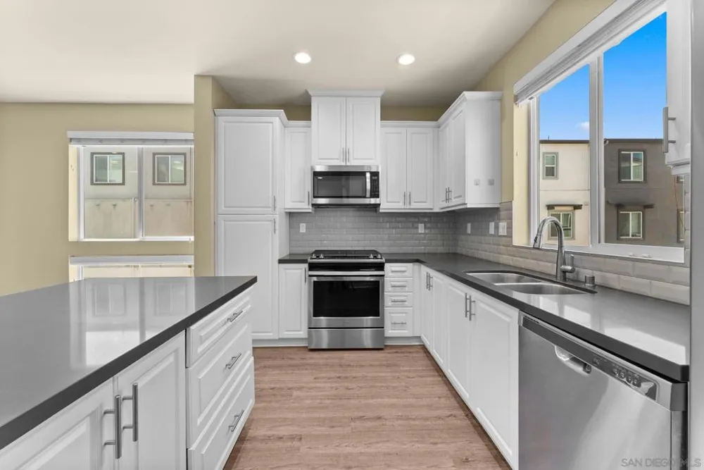 2564 S Escondido Blvd #512 Escondido, CA 92025