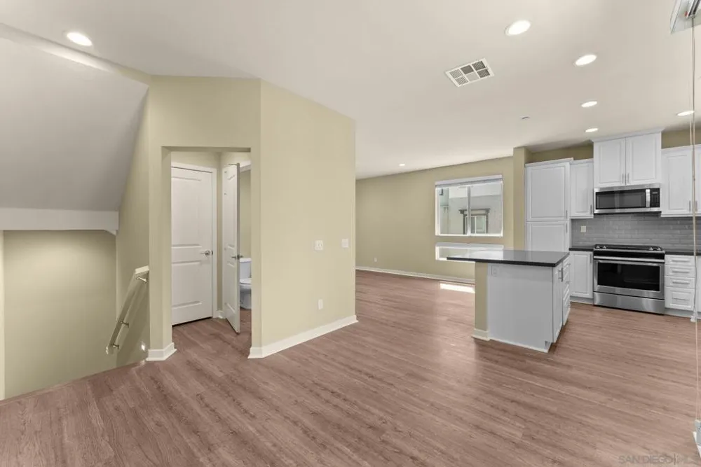 2564 S Escondido Blvd #512 Escondido, CA 92025