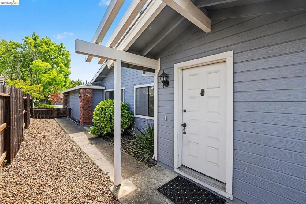 1757 Stuart Ct Benicia, CA 94510