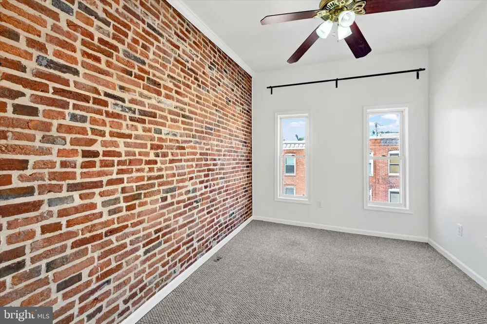923 S CURLEY STREET Baltimore, MD 21224