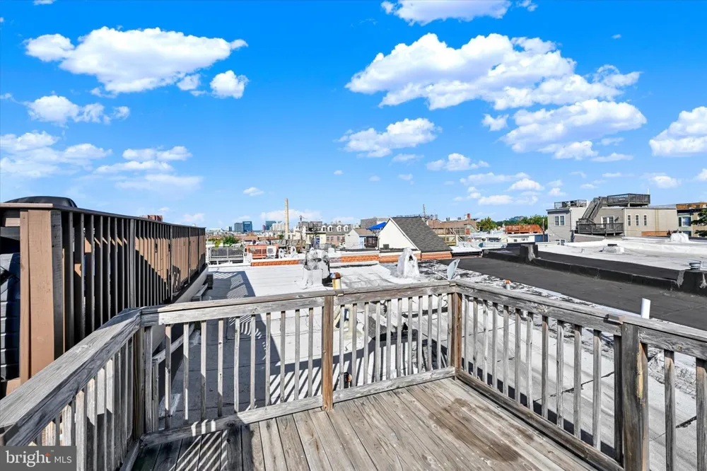 923 S CURLEY STREET Baltimore, MD 21224