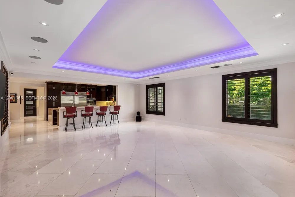 7740 SW 79th Ct Miami, FL 33143