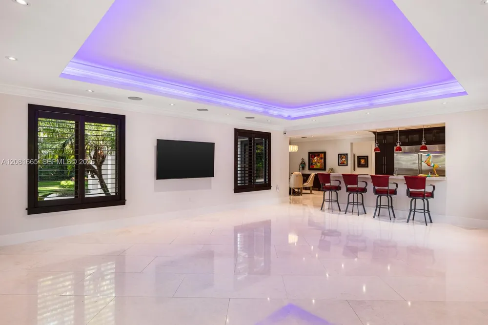 7740 SW 79th Ct Miami, FL 33143