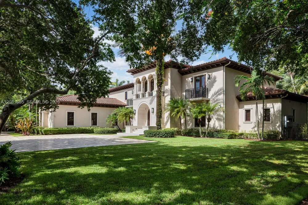 7740 SW 79th Ct Miami, FL 33143