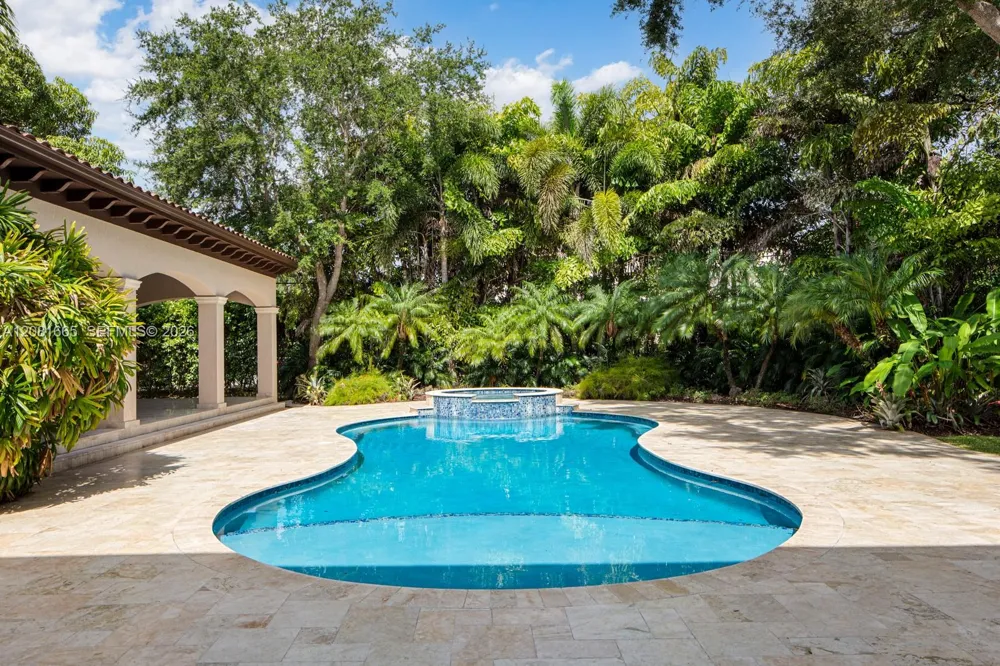 7740 SW 79th Ct Miami, FL 33143
