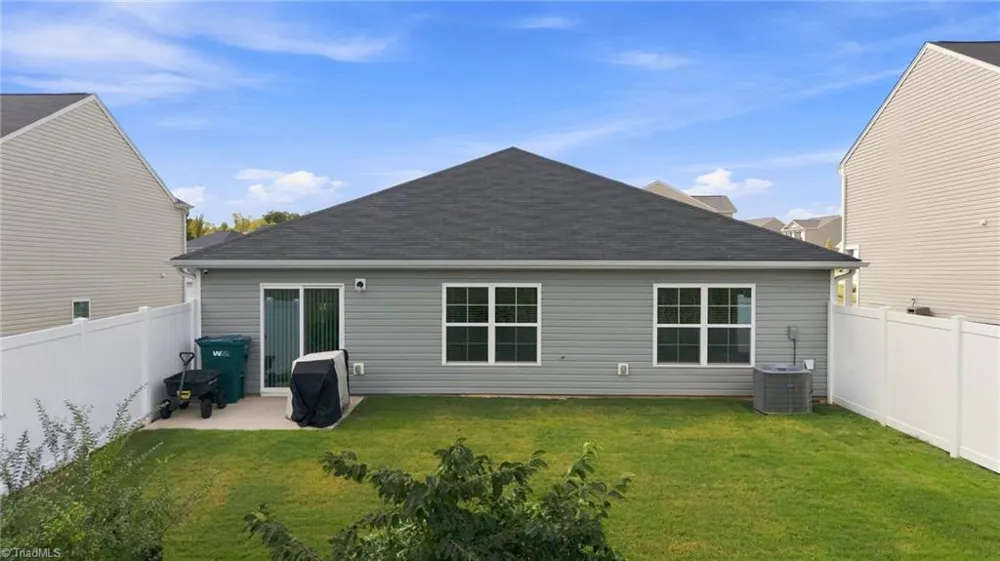 133 East Farm Loop Stokesdale, NC 27357