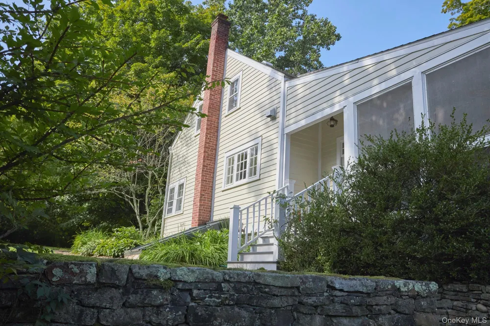 101 Spring Lake Road Red Hook, NY 12571