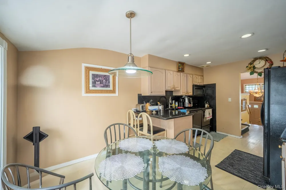 15 Jackie Drive Westbury, NY 11590