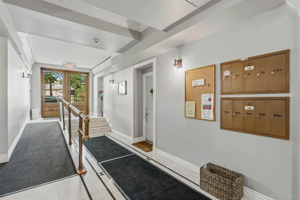88 Broadway #PH4 Ossining, NY 10562