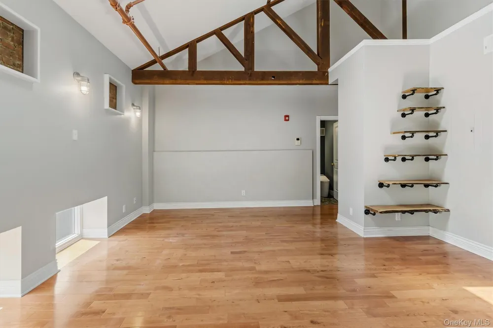 88 Broadway #PH4 Ossining, NY 10562