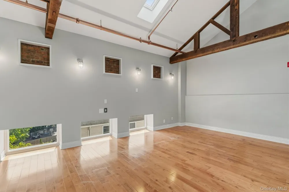 88 Broadway #PH4 Ossining, NY 10562