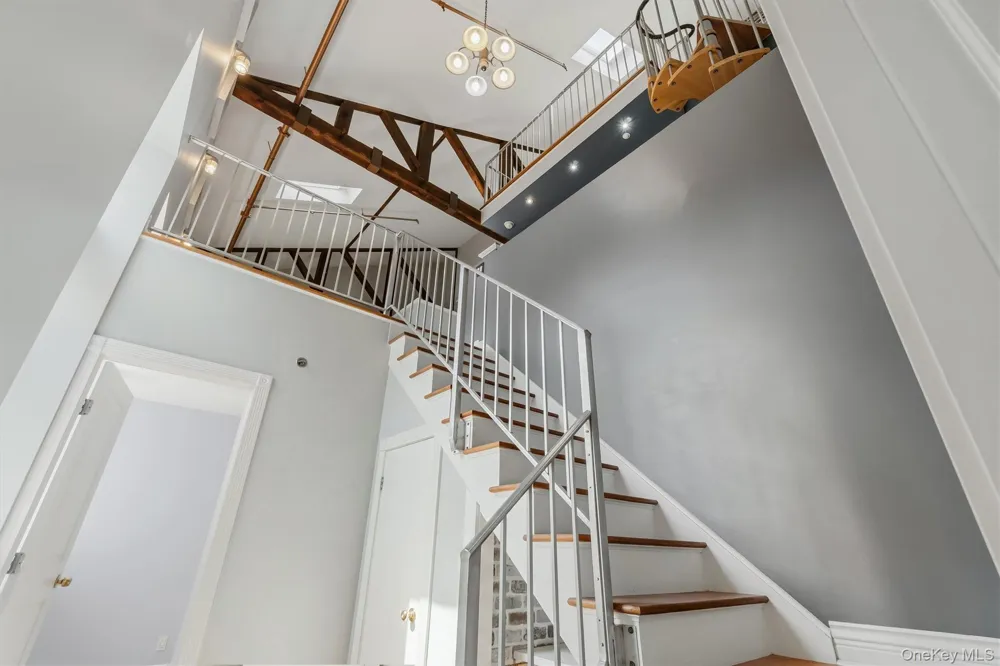 88 Broadway #PH4 Ossining, NY 10562