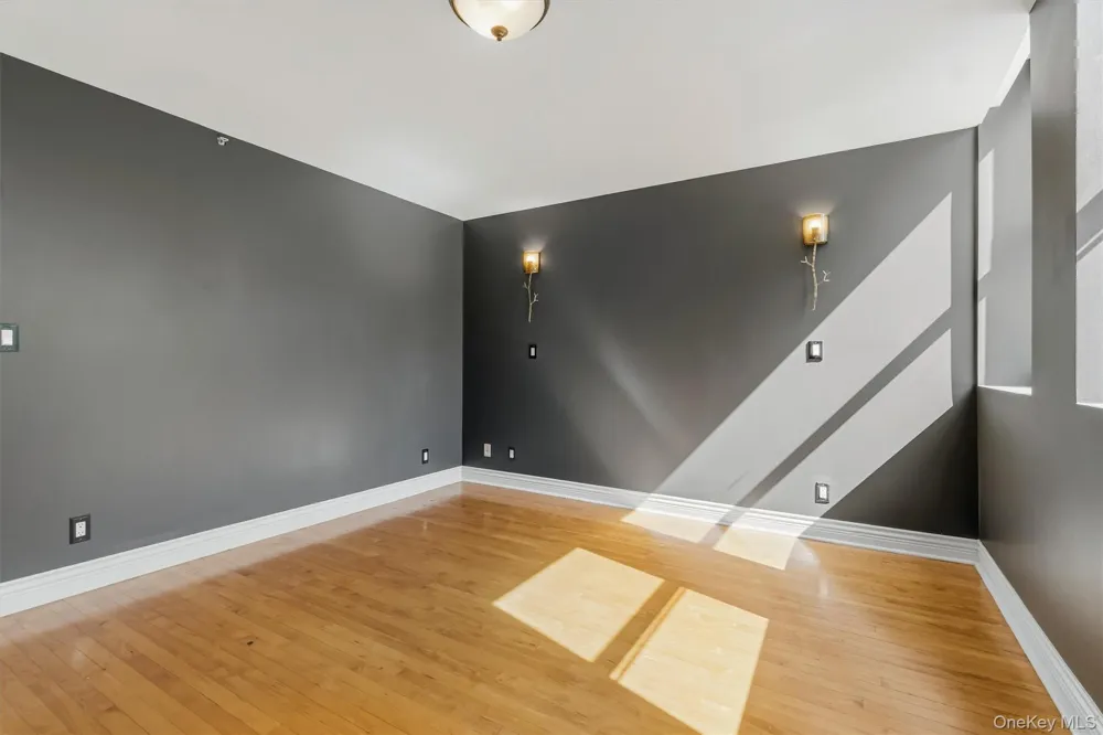 88 Broadway #PH4 Ossining, NY 10562