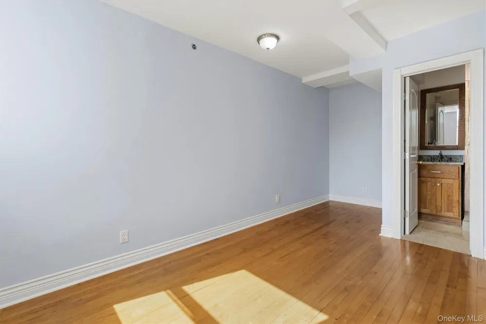 88 Broadway #PH4 Ossining, NY 10562