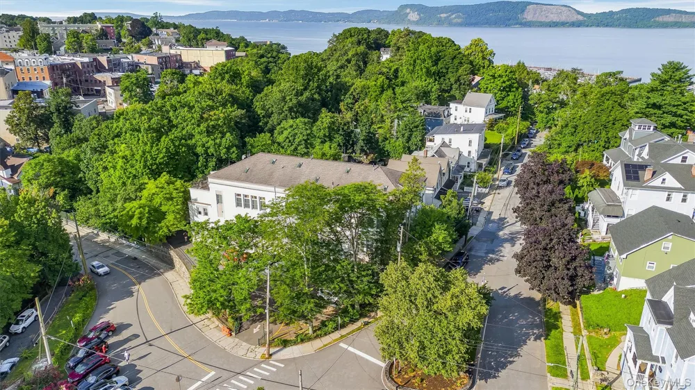 88 Broadway #PH4 Ossining, NY 10562
