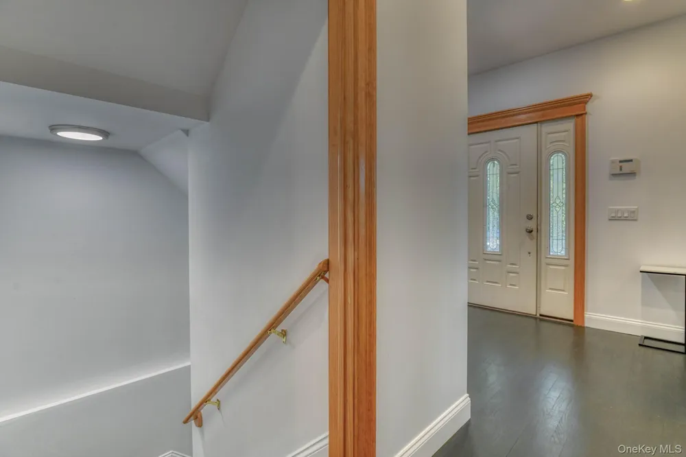 81 Nicoll Street Newburgh, NY 12550