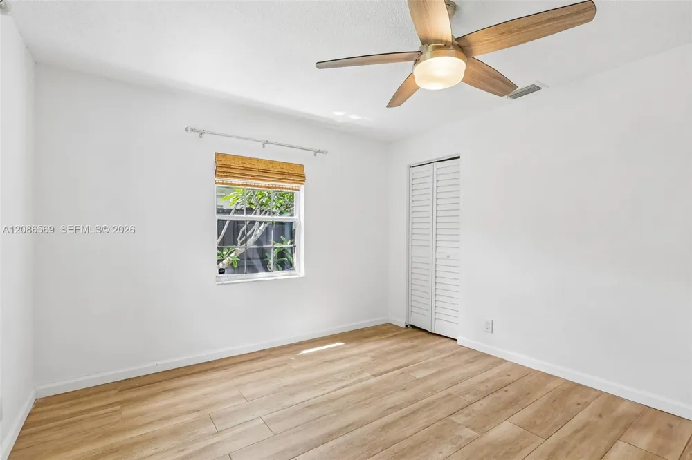 5364 NE 2nd Ave Oakland Park, FL 33334