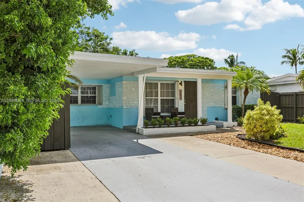 5364 NE 2nd Ave Oakland Park, FL 33334