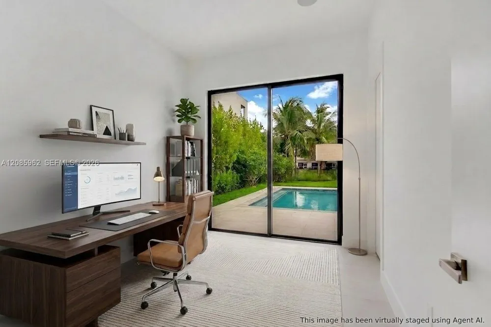 16492 Botaniko Dr S Weston, FL 33326