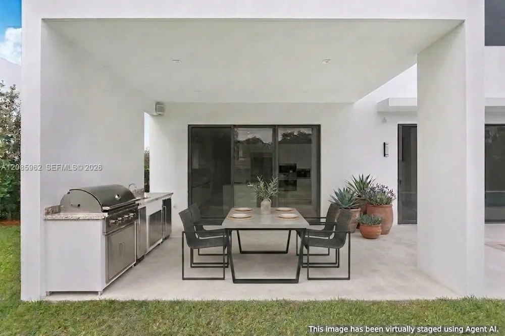16492 Botaniko Dr S Weston, FL 33326