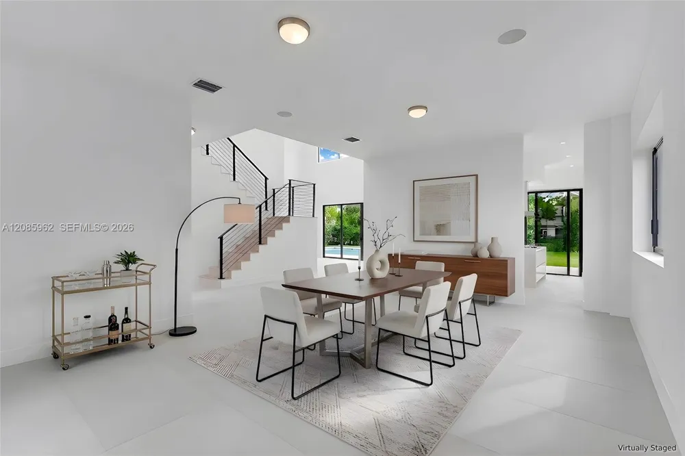 16492 Botaniko Dr S Weston, FL 33326